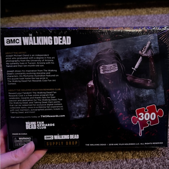 AMC The Walking Dead Supply Drop Collectible Box - Picture 12 of 12
